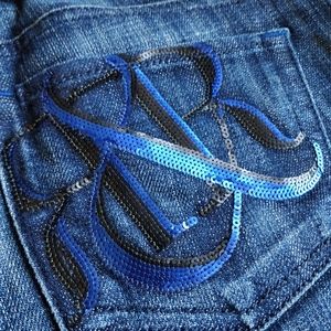 Rock & Republic Mid Rise Straight Leg Jeans, 26